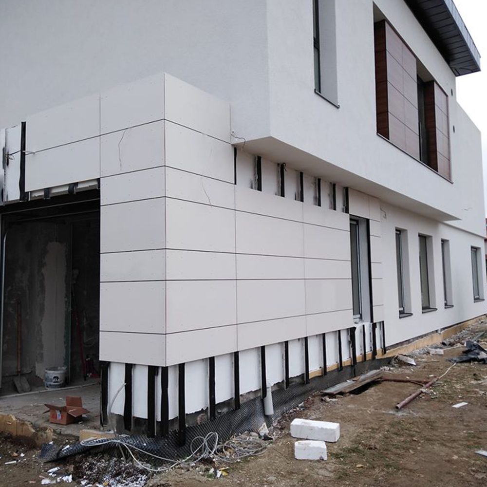 Prețuri actualizate – manoperă fațadă ventilată (România, august 2025)