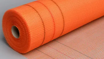 Plasă din Fibră de Sticlă: Ghid Complet — Tipuri, Greutăți, Rolul în Sistemul ETICS și Montaj Corect