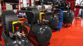 Compresorul de Aer și Utilizările Sale Practice Acasă: Ghid Complet pentru Pasionați și Profesioniști