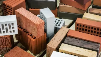 Ghid Complet pentru Crearea unui Buget Realist în Construcția sau Renovarea unei Case