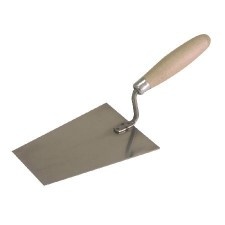 Trapezoidal Stainless Steel Mistrie With Wooden Handle 130X105105X80Mm