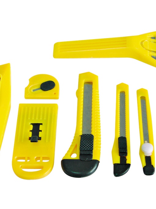 SET CUTTERE PLASTIC DIVERSE - 8 PIESE