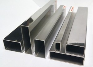 Teiera rettangolare lucida in acciaio inox 40X20X1,5 Mm