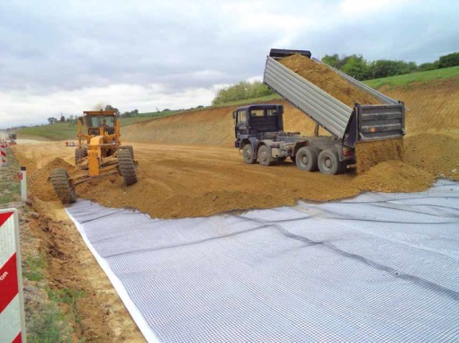 GEOGRIGLIA BIASSIALE DI RINFORZO 30/30KN 3,95X50M / 197,5MQ