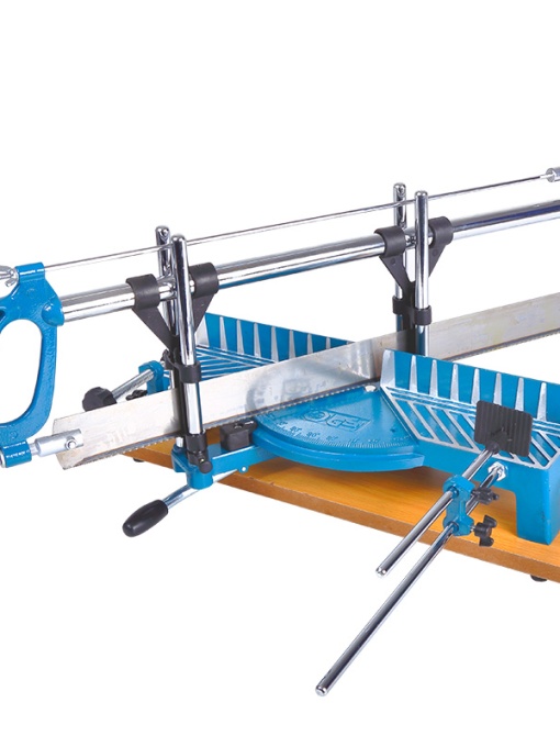 DISPOZITIV TAIERE UNGHIURI CU FIERASTRAU 550MM