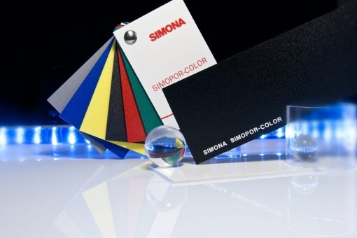 PLACA RIGIDA DIN PVC EXPANDAT SIMOPOR COLOR - 0.58GR/CM3 5X1530X3050MM ROSU