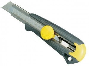 Cutter Dynagrip Mp18 Cu Lama Lunga 18Mm 0-10-418