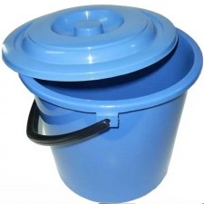 Galeata Plastic 13 L, Capac- 004047