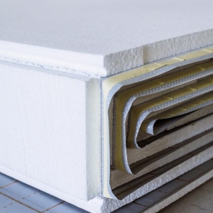 PLACA TAKER PENTRU SISTEME DE INCALZIRE IN PARDOSEALA EPS 100 CU FOLIE CASERATA, 25MM, 1X10 METRI