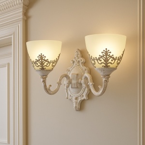 APLICA DE PERETE DUBLA, STIL VINTAGE, FINISAJ ALB ANTICHIZAT(WH) CU ABAJURURI ORNAMENTALE, 2 X E27, 420X220X230 MM