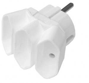 Three-Pronged Adaptors (Triple Stecher)