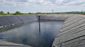 ГЕОМЕМБРАНА HDPE S 1MM 5.4X100M / 540MP - Img 1