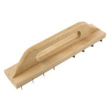 Plaster scraper with wooden support 400Mm