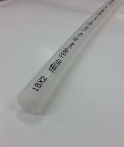 TEAVA PENTRU INCALZIRE IN PARDOSEALA DIN POLIETILENA FARA BARIERA DE OXIGEN IN TUB CORUGAT ROSU FERPIPE PE-XA 16X2 / 50ML - Img 3