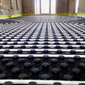 PLACA CU NUTURI IZOPICK, EPS150 30MM, FOLIE NEAGRA 0.6MM, 710X1200MM, 13 PLACI / 11.05 MP