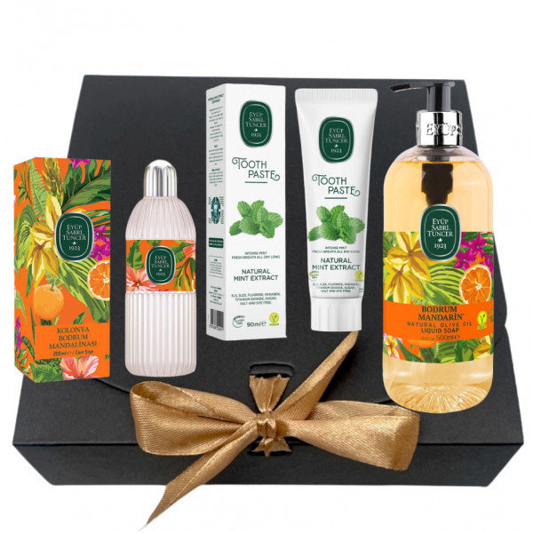 Pachet Sapun lichid 500ml, Apa de colonie Mandarin 200ml si Pasta de dinti cu menta 90ml