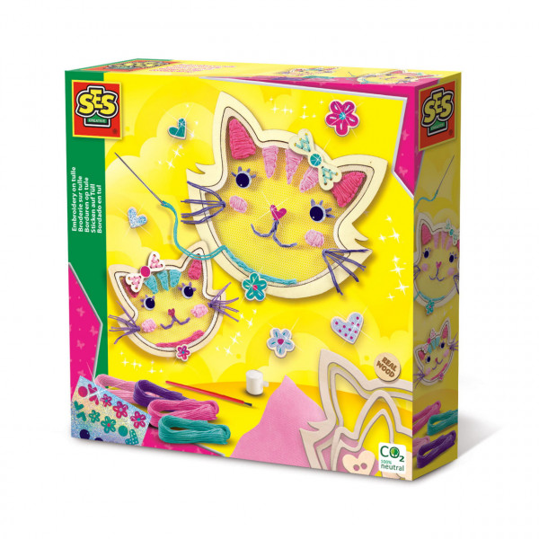 Set creativ- Broderie pe tul