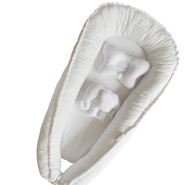 SET Baby Nest Deluxe Alb - Un Cuib de Puritate și Liniște pentru Pruncii Noștri