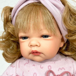Papusa Artizanala Nines d"Onil cu miros de vanilie - Celia blonda cu rochita roz (45 cm) - Img 2
