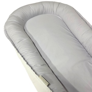 Baby Nest Deluxe Alb cu Gri - Confort și Siguranță într-un Cuib de Vis - Img 4