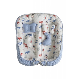 Babynest Deluxe pentru gemeni cu 2 fete bleu și print cu caluti - Img 1