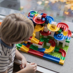 Jucarie Marble Run cutie de constructie mare Hubelino (213 piese) - Img 3