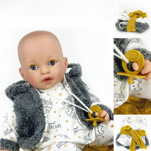 Papusa Artizanala Nines d'Onil cu miros de vanilie care vorbeste - Alex Dreams (40 cm) - Img 2
