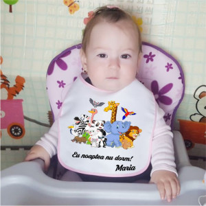 Bavetica personalizata cu text