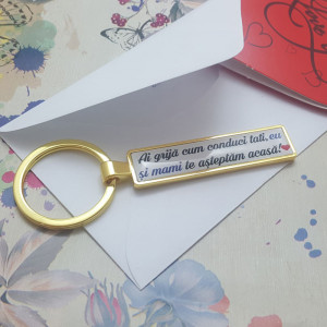 Breloc personalizat cu numarul masinii sau text AURIU