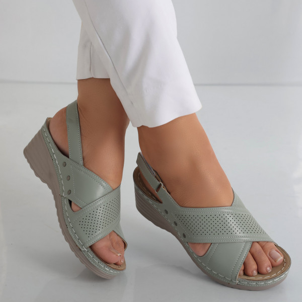 Iopil Дамски сандали на платформа Зелена еко кожа