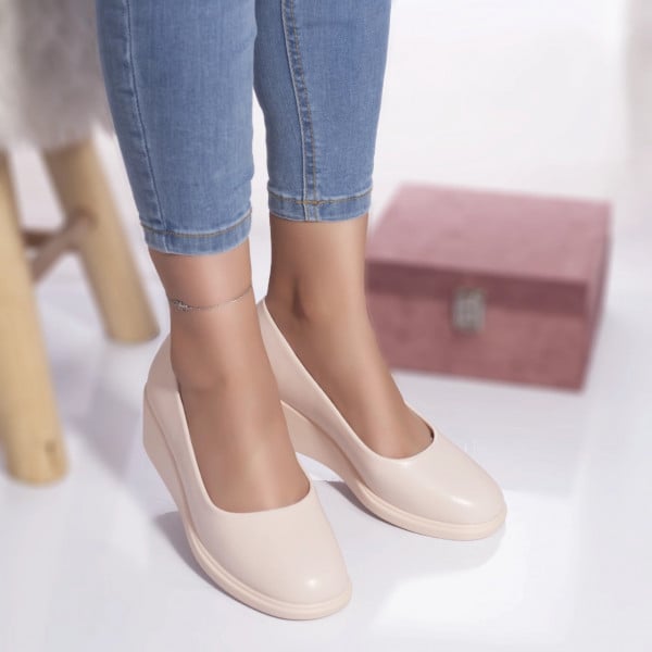 Дамски обувки с платформа gloria от еко кожа в бежов цвят