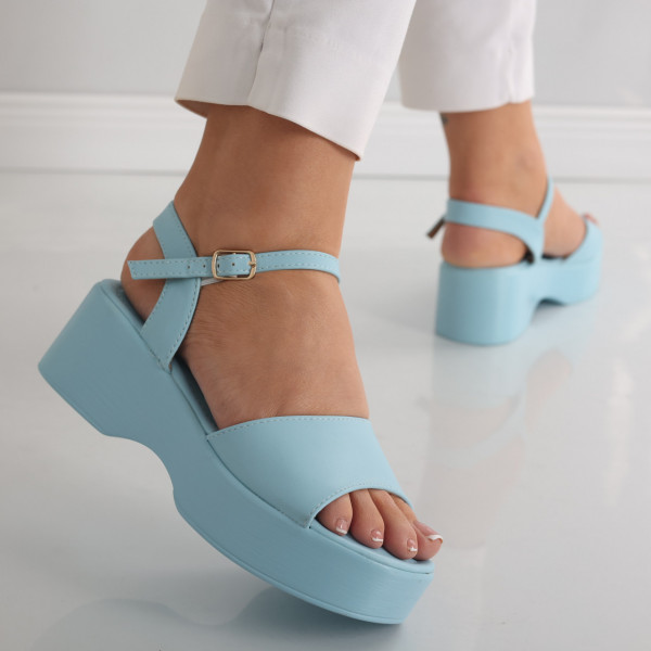 Дамски сандали на платформа в синьо от екокожа Tarla