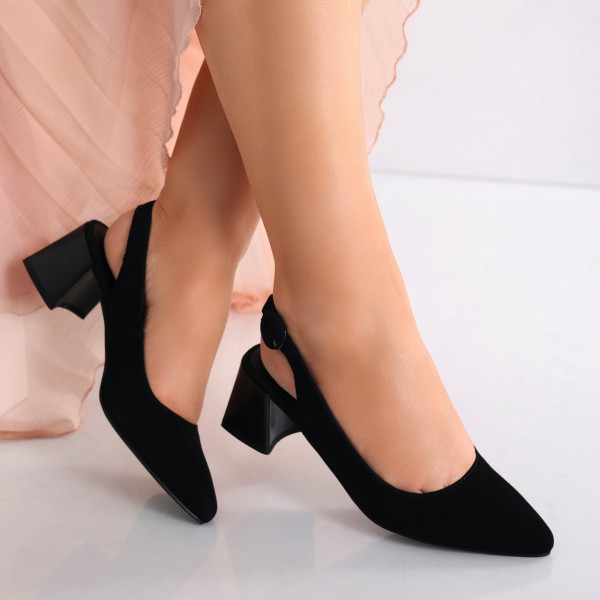 Дамски черни обувки от естествена кожа с ток Lezena