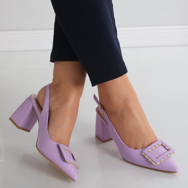 Дамски обувки Naja с лилав ток от екологична кожа