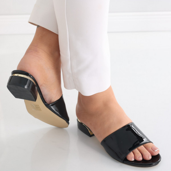 Черни дамски чехли от екологична кожа с лаково покритие Dula
