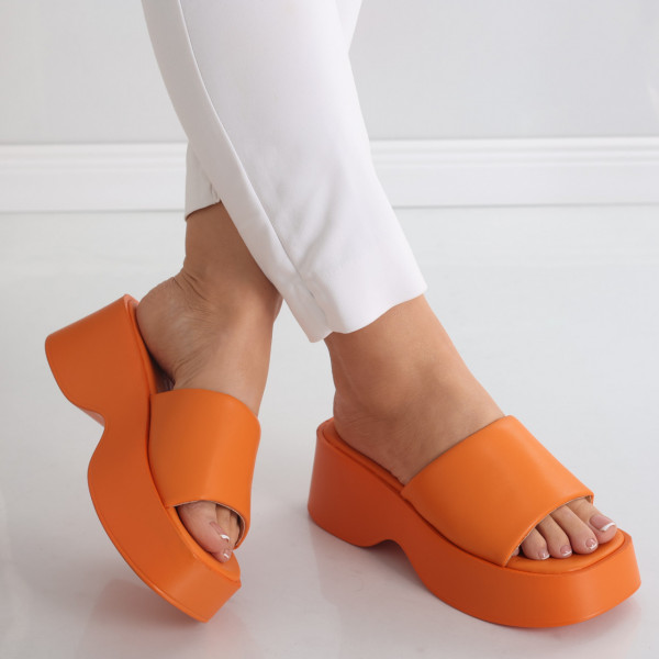 Дамски оранжеви чехли с платформа от органична кожа от Мароко