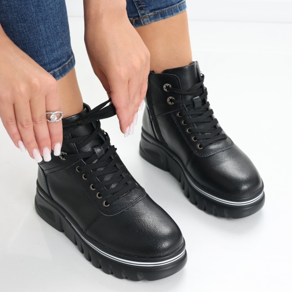 Anser Women's Black Natural Leather Ботуши