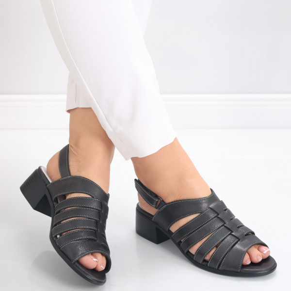 Дамски черни сандали с ток от екологична кожа Codela