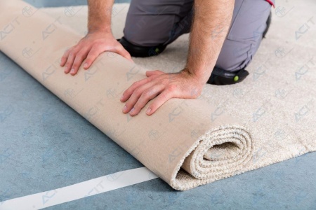 Bandă Dublu Adezivă Detașabilă Profesională ACIT 50 mm x 50 m (164 ft), Armată cu Plasă Textilă, Aderență Diferențiată, Compatibilă cu Încălzirea în Pardoseală, Producție Italia - Img 2