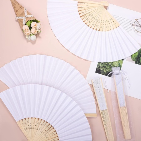 Set 60 Evantaie Pliabile din Bambus și Hârtie Albă Typec Home cu 60 Săculeți din Organza, Evantaie de Mână Elegante pentru Mărturii de Nuntă, Oaspeți, Botez, Evenimente Estivale și Proiecte Creative DIY - Img 4
