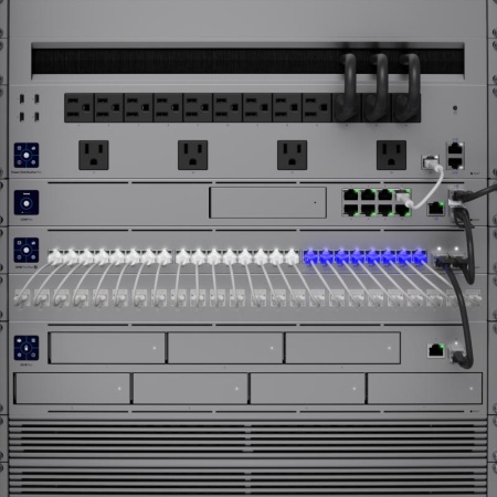 UBIQUITI UNIFI PRO MAX SWITCH 24-PORTPOE - Img 9