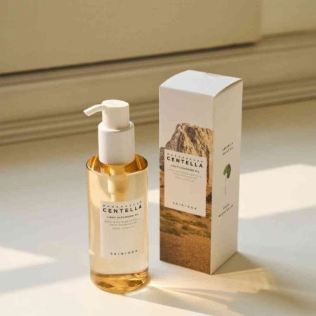 SKIN1004 Madagascar Centella Light Cleansing Oil - Img 2