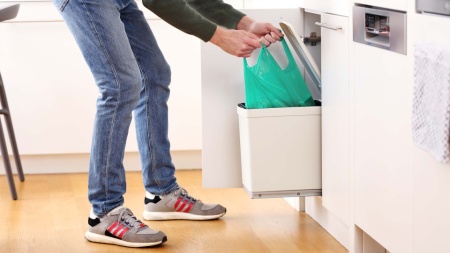 Saci menajeri colorati cu manere Fino, 35L, 30 bucati - Img 3