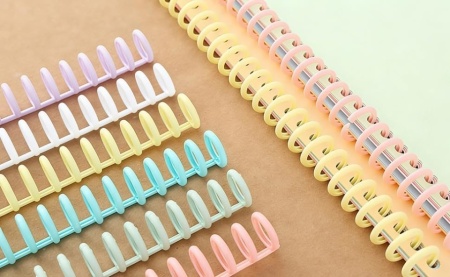 Set 20 Inele de Îndosariat din Plastic, 30 Inele (Format A4), Diametru Interior 12 mm, Pas Inele 10 mm, Spire pentru Îndosariere Documente, Caiete, Prezentări și Proiecte Școlare - Img 2