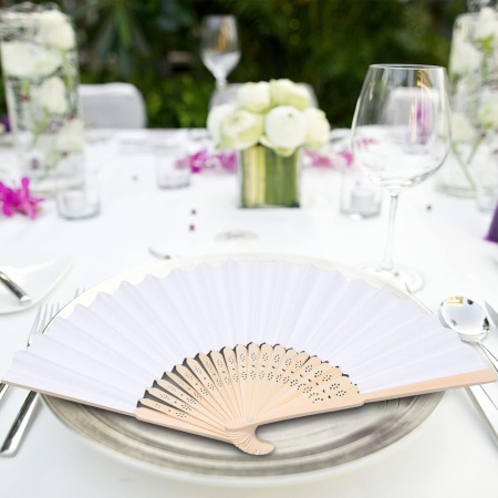 Set 60 Evantaie Pliabile din Bambus și Hârtie Albă Typec Home cu 60 Săculeți din Organza, Evantaie de Mână Elegante pentru Mărturii de Nuntă, Oaspeți, Botez, Evenimente Estivale și Proiecte Creative DIY - Img 3