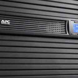 APC SMART-UPS 1000VA RM 2U - Img 10