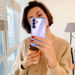 Husă Transparentă TYPEC Anti-Yellow cu Protecție Militară și Cameră + Set 2 Folii din Sticlă Securizată pentru Samsung Galaxy S24 5G - Img 3