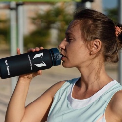 Sticlă de Apă Sport Sparrow din Tritan, Fără BPA, Etanșă și Rezistentă la Șocuri, pentru Sală, Fitness, Ciclism și Drumeții - Img 4