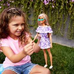 BARBIE TRAVEL PAPUSABARBIE ANIVERSARE 50 DE ANI MALIBU BLONDA - Img 3