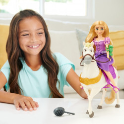 DISNEY PRINCESS SET PAPUSA RAPUNZEL SI CALUL MAXIMUS - Img 3
